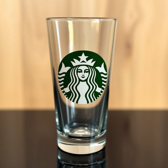 我要一個玻璃杯 上面是starbucks logo，而且是浮雕設計